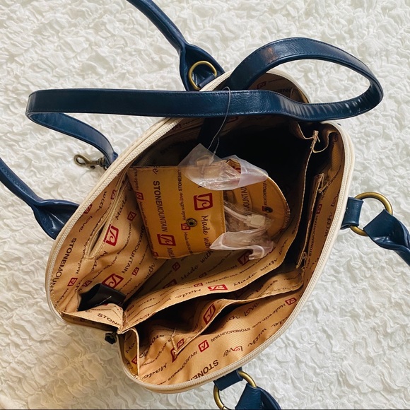 Stone Mountain - Picture 3 of 3